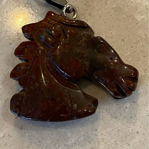 3 Gemstone Necklaces - Picture 4 of 9